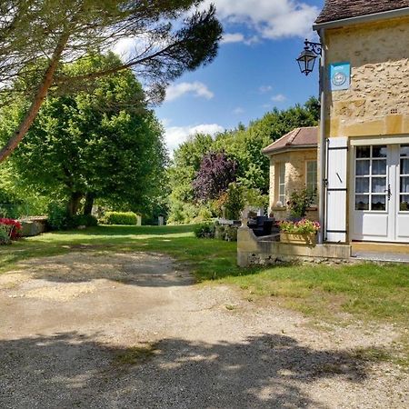 Les Camelias Bed & Breakfast Lalinde Екстериор снимка