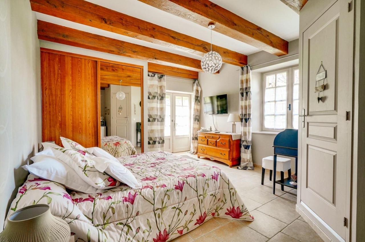 Les Camelias Bed & Breakfast Lalinde Екстериор снимка