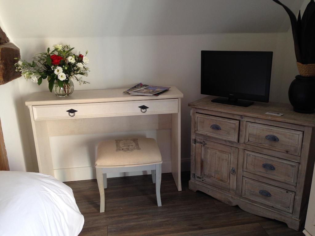 Les Camelias Bed & Breakfast Lalinde Стая снимка